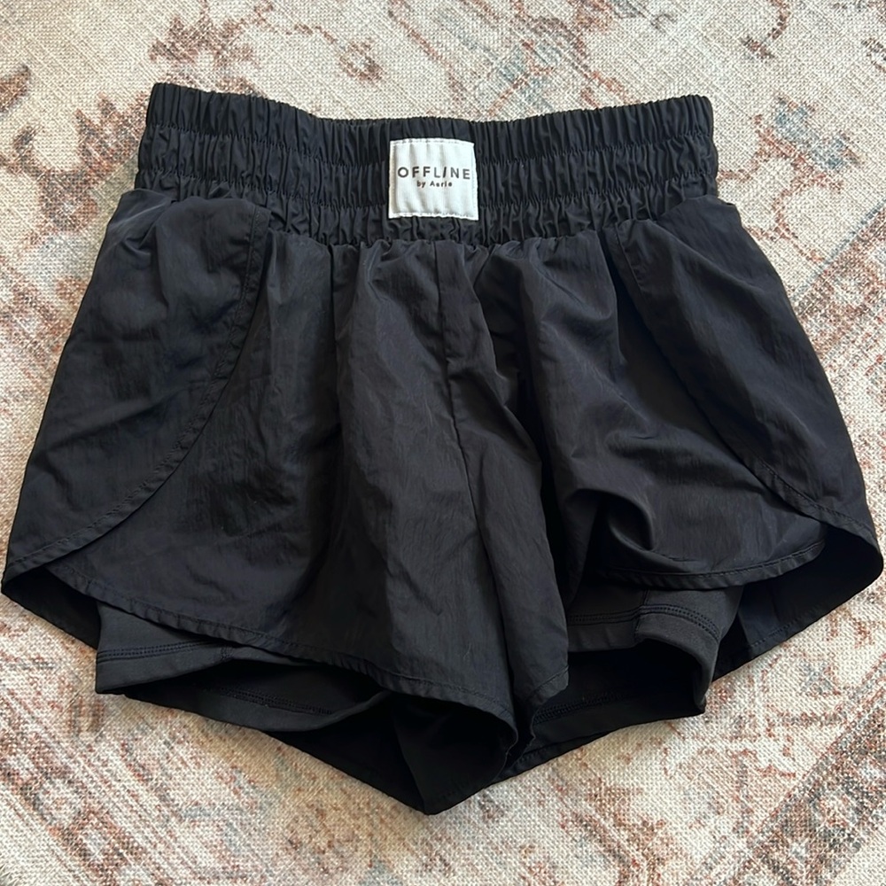 Aerie shorts with side pockets